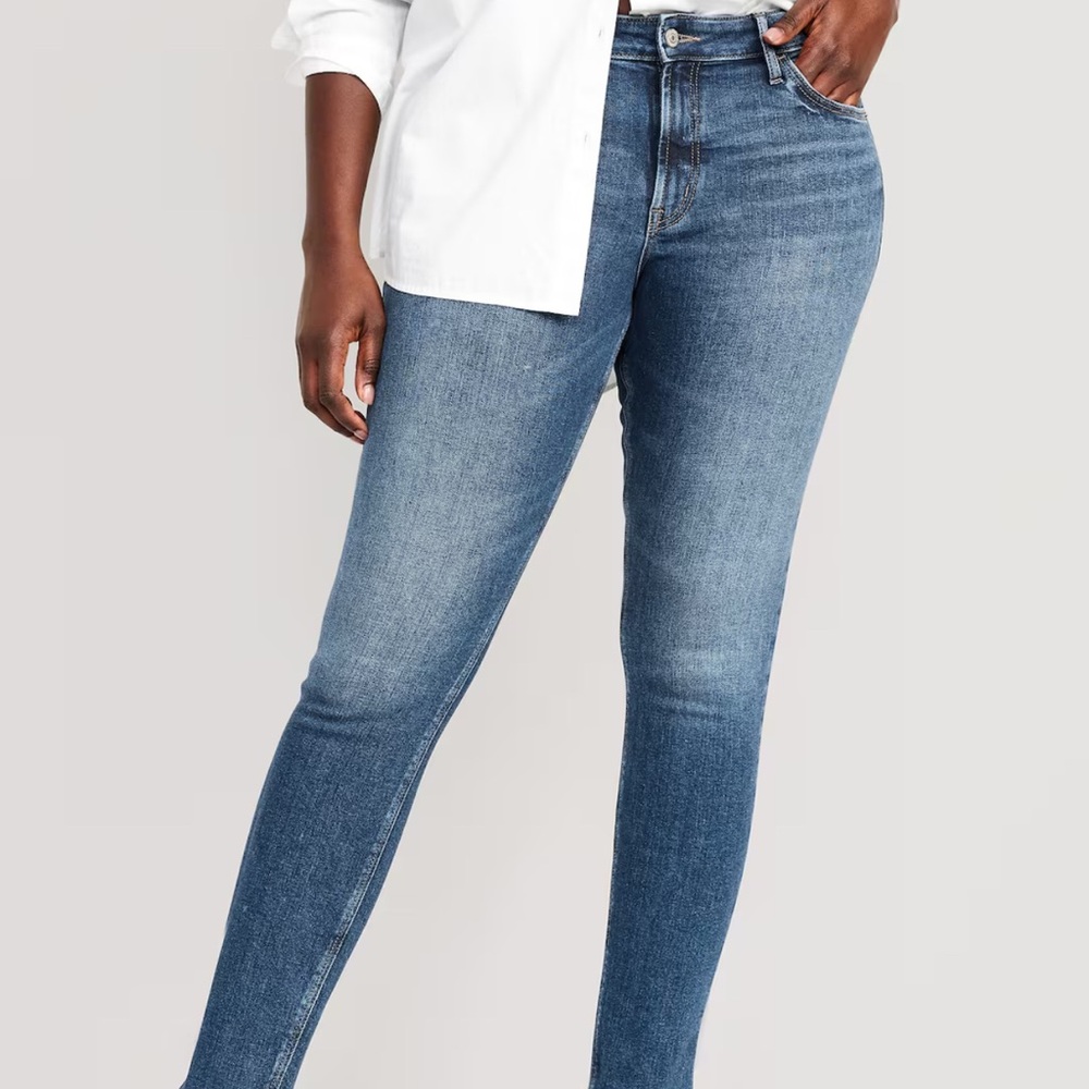 Old Navy Mid-Rise Rockstar Super-Skinny Jeans Size 12